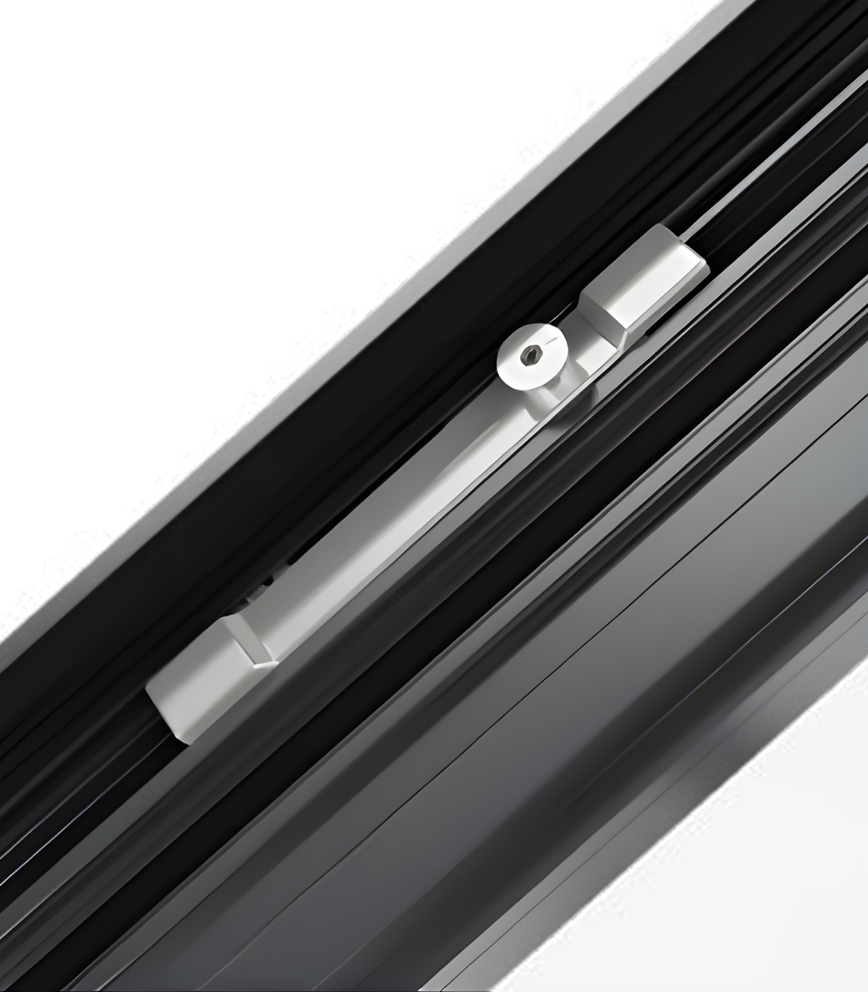 VLX 80 Awning Window in Los Angeles, CA | Sightline Windows & Doors - detail 4