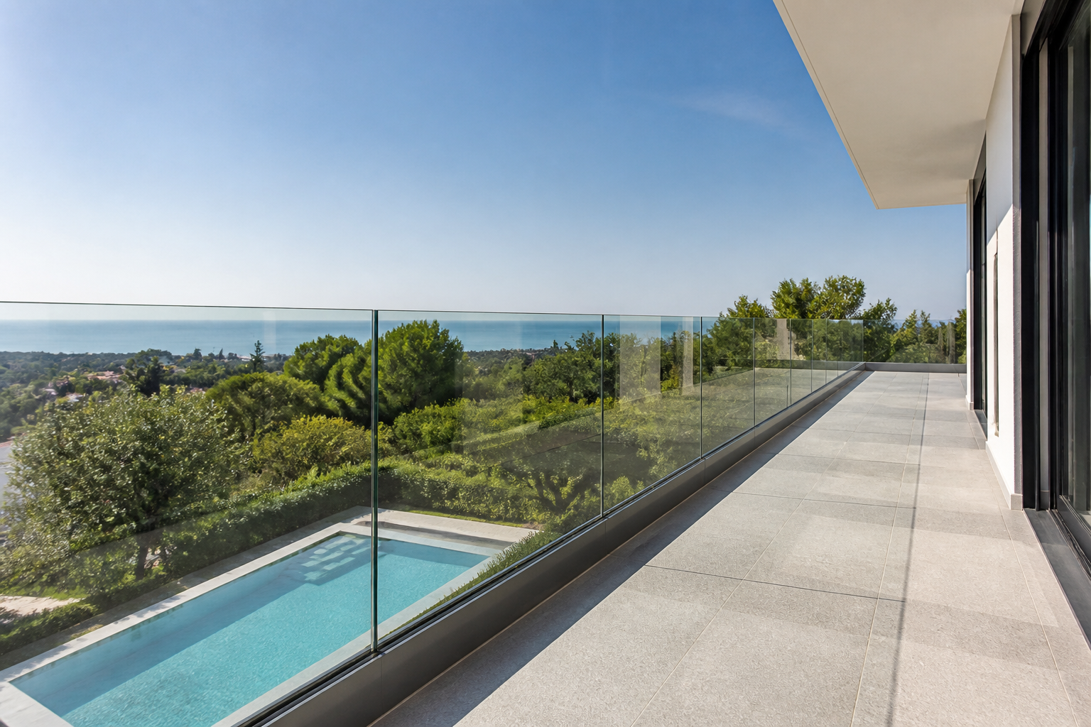 VLX 120 Glass Railing System in Los Angeles, CA | Sightline Windows & Doors - detail 4